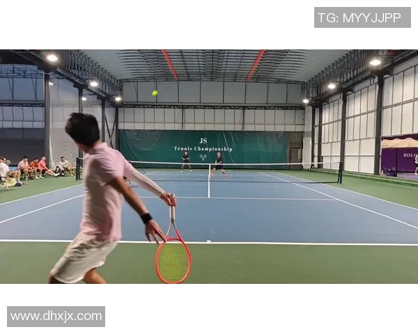 南京网球队的节奏揭秘：网球巨献背后的故事与魅力